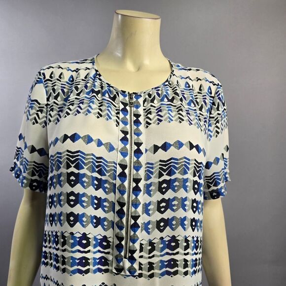 Bcbg Medium Blue and White Patterned Dress R7 - Picture 2 of 5